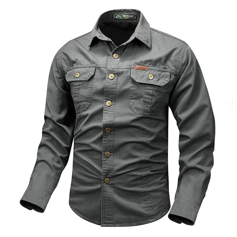 Fashionable men's casual long sleeved shirt