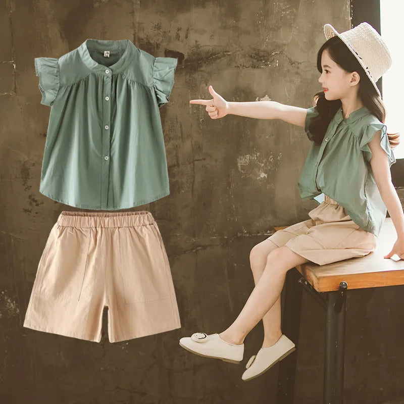 Girls’ Summer Outfit – Flying Sleeve Blouse & Loose Shorts Set, Casual Leisure Wear for Teens Ages 7-14