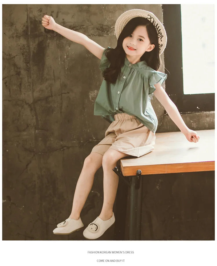 Girls’ Summer Outfit – Flying Sleeve Blouse & Loose Shorts Set, Casual Leisure Wear for Teens Ages 7-14