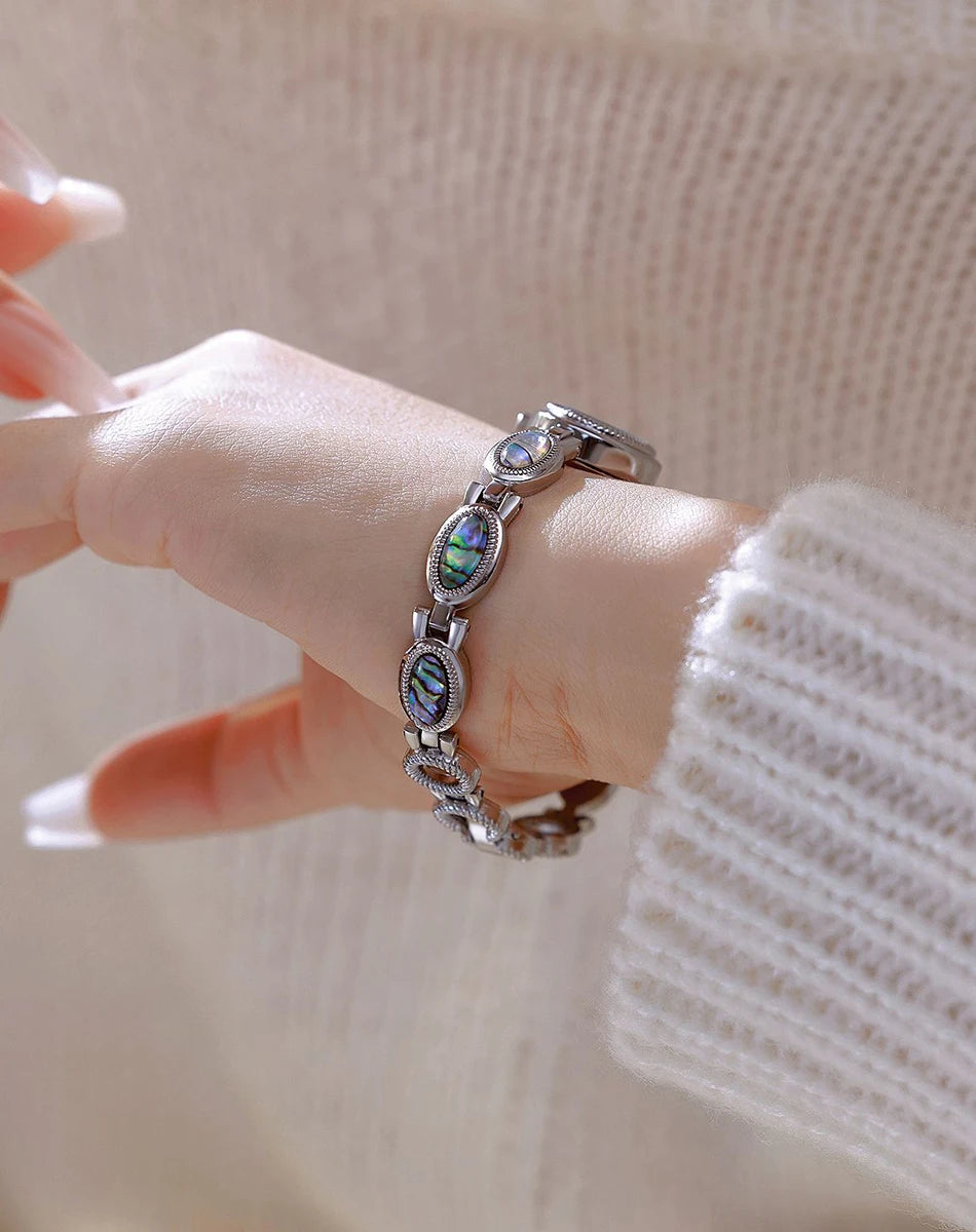 Elegant Vintage  Bracelet Ladies Dress watch
